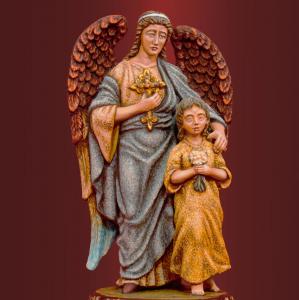 Ангел - хранитель с ребенком