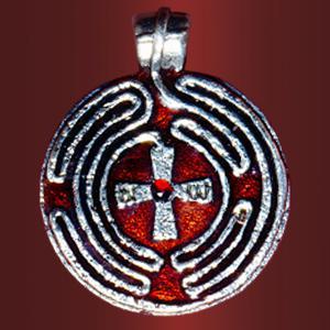 Медальон «Лабиринт»  (с камнем)