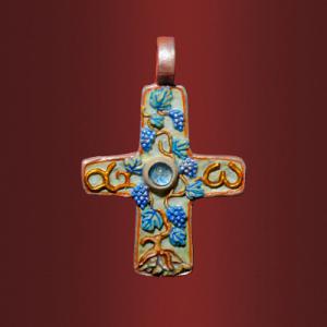 Крест «Плодовитая лоза» с камнем