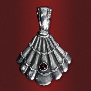Медальон «Пилигрим»  с камнем