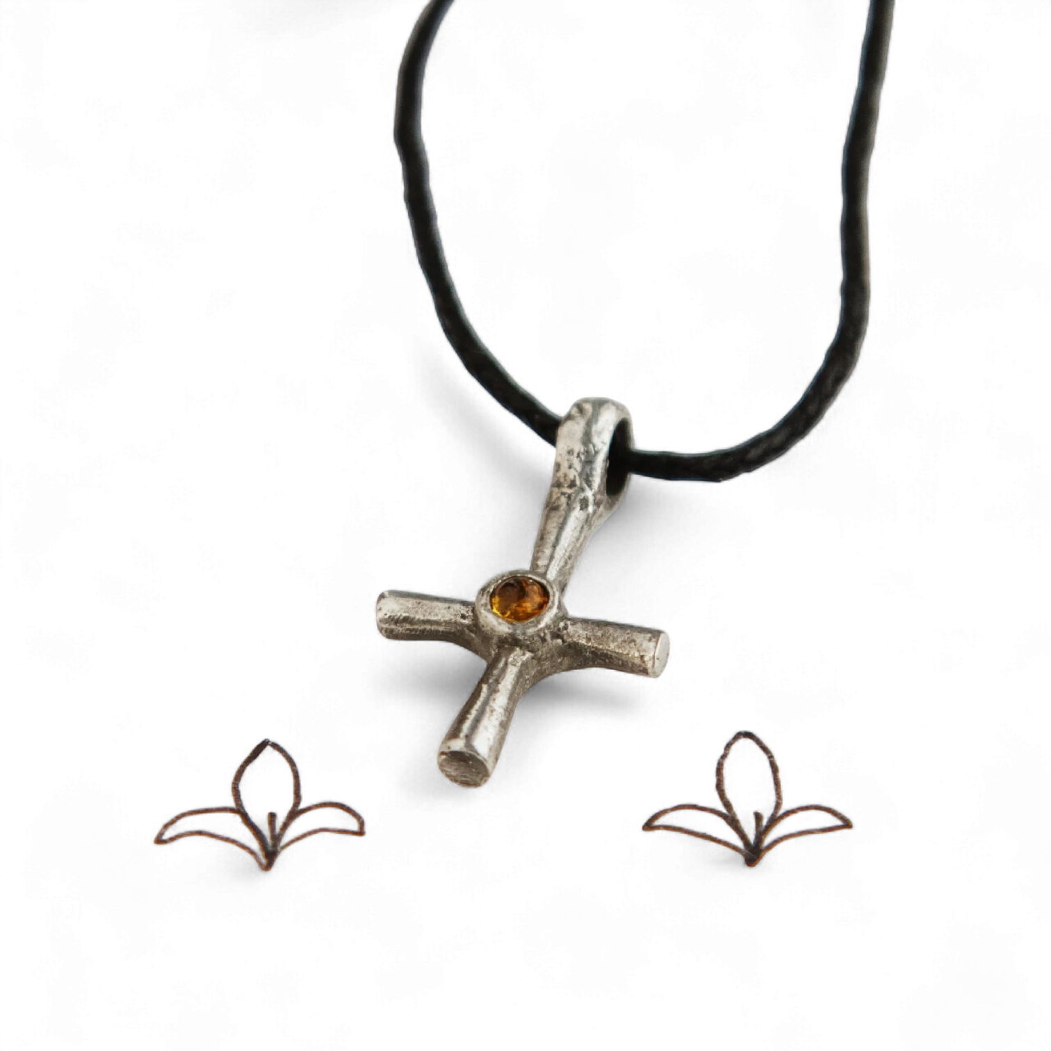 Нательный крестик "Чистота" - Полудрагоценные камни Нательный крестик "Чистота" - Полудрагоценные камни