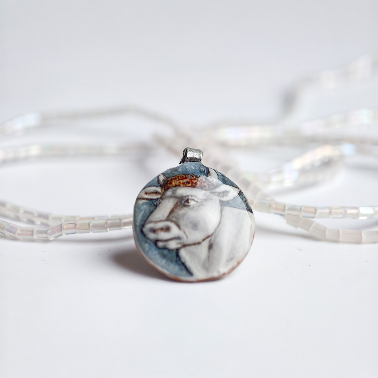 Медальон «Бык-Помощник» - Авторская роспись