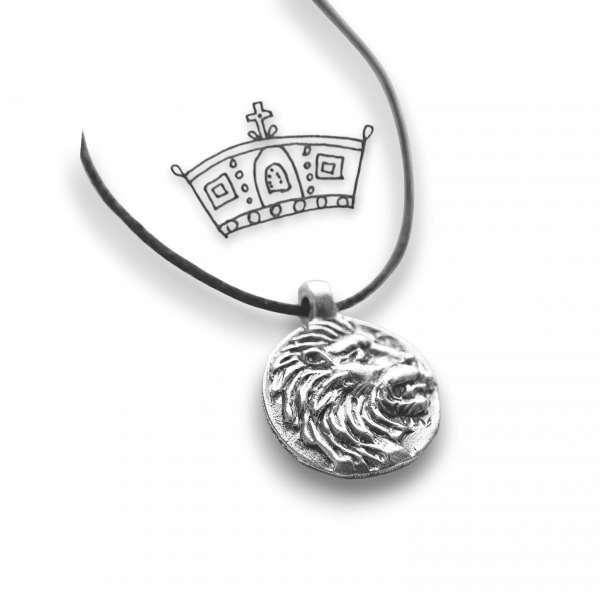 Медальон «Лев-Благородный» - Чернение