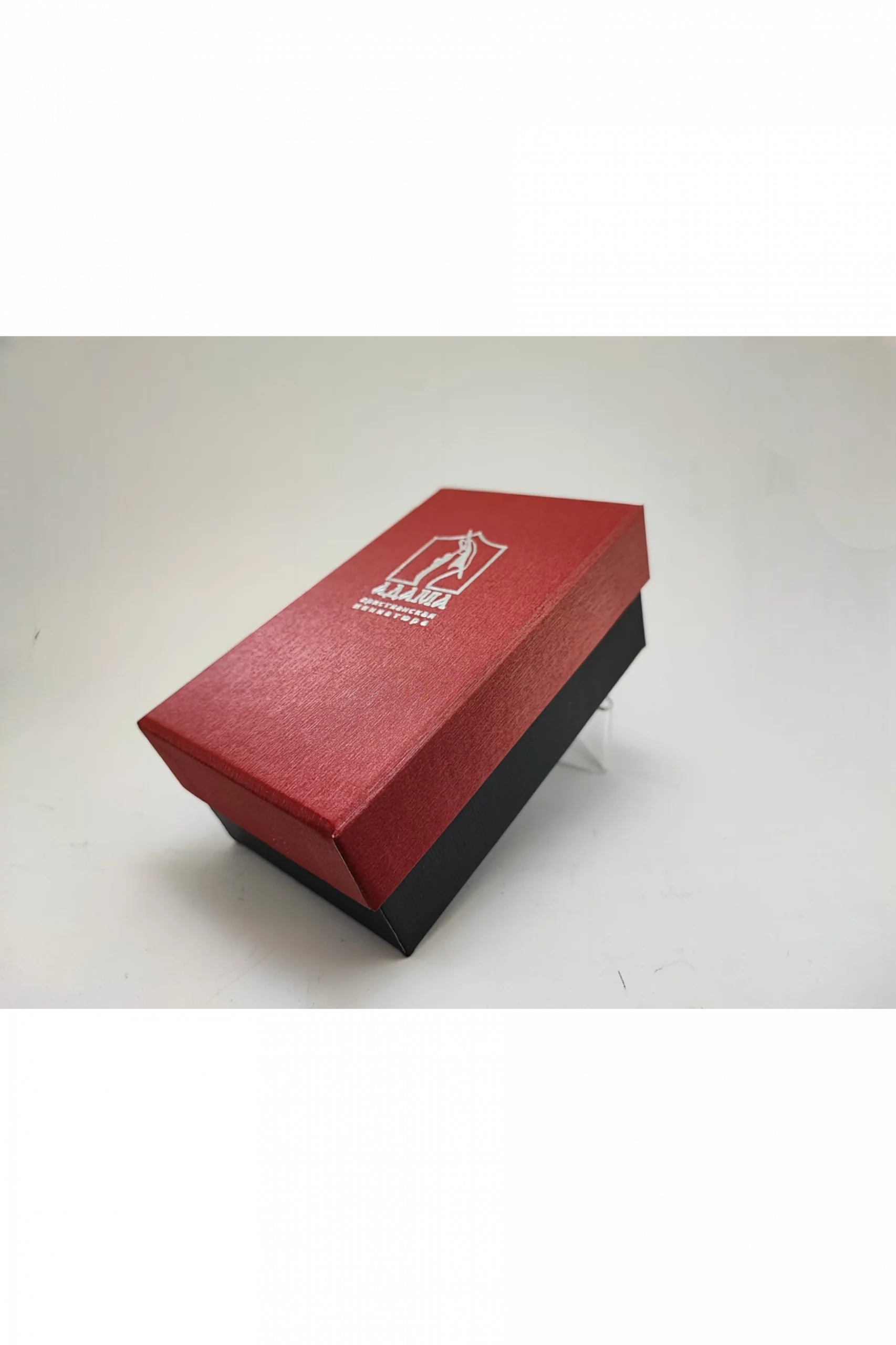 Подарочная коробка для миниатюры