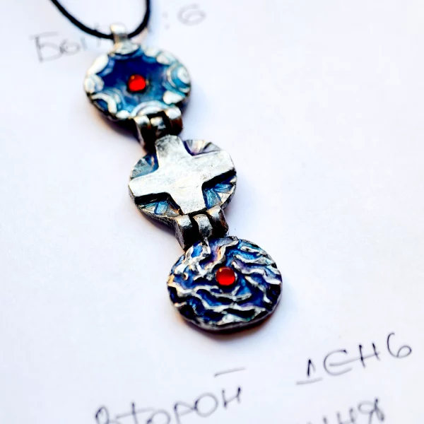 Медальон «Второй день творения» - Эмаль и п/д камни