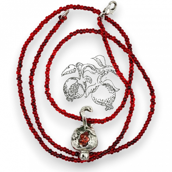 Медальон "Плод добрый" - Комплект с бисерной нитью